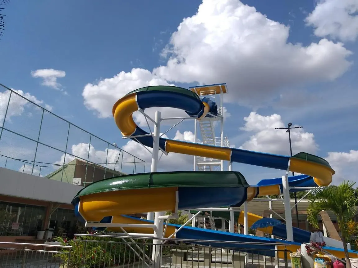 Apartament Diroma Fiori Caldas Novas