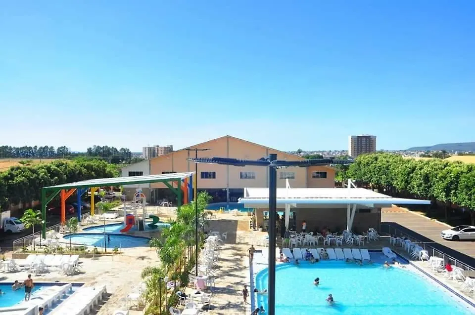 Apartament Diroma Fiori Caldas Novas