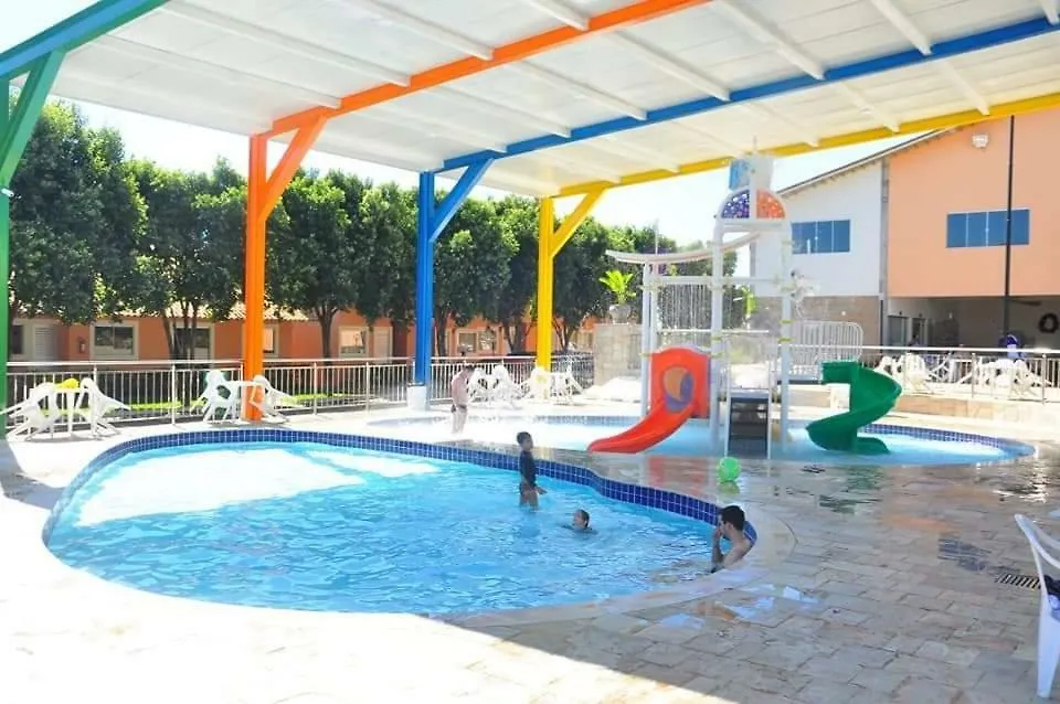 Apartament Diroma Fiori Caldas Novas 0*,